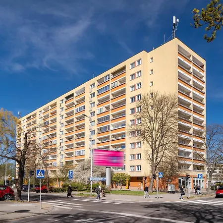 Downtown - 8th Floor, Balcony - By Rentujemy Apartamento *