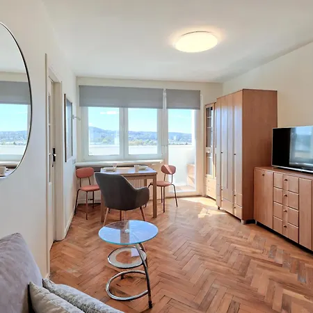 Downtown - 8th Floor, Balcony - By Rentujemy Apartamento *